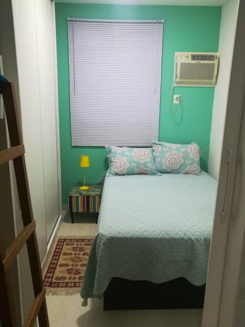 Cozy apartment in Botafogo