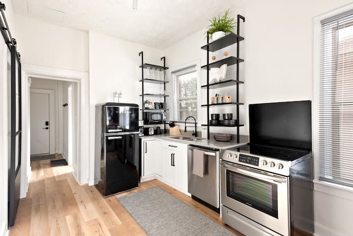 Tailwind Short Term Rentals managed Airbnb listing 3