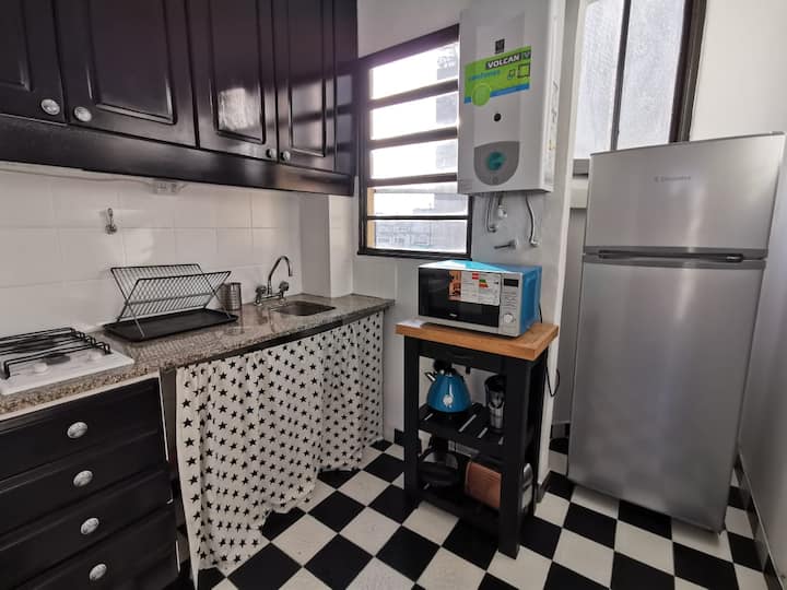 Apartamento 2 Ambientes Reciclado Y Muy Luminoso. - Buenos Aires