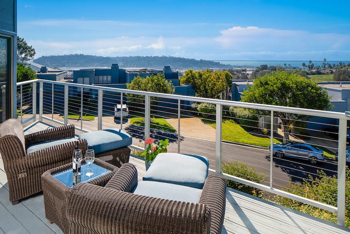 Luxurious Oceanview Townhome In Del Mar - Encinitas, CA