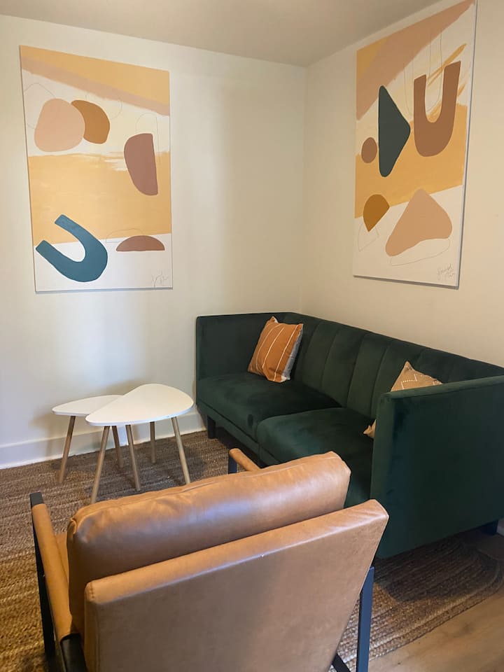 Funky One Bedroom Apartment in San Francisco Guest suites for Rent in