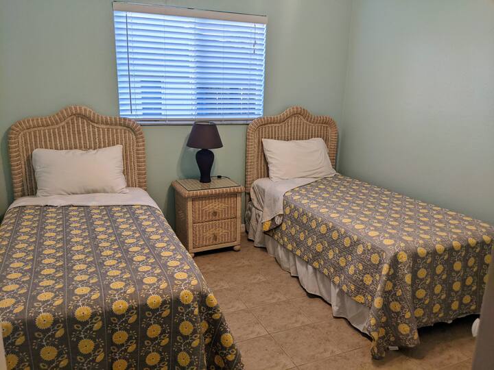 Habitación con dos camas individuales