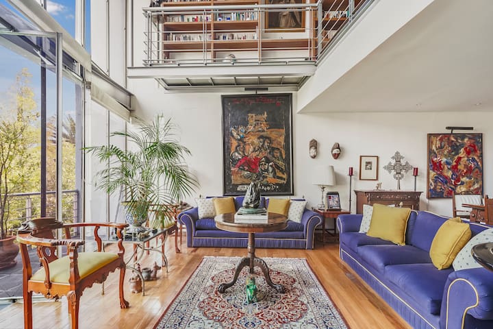 Beautiful PH w/amazing terrace at La Condesa