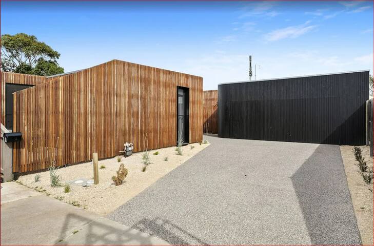 A lazy day in Barwon Heads gallery image 2