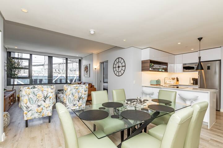 Spacious Family Condo @ 16 on Bree, Cape Town