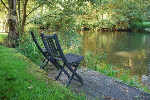 Voervadsbro: Stay with access to Gudenåen / fire pit