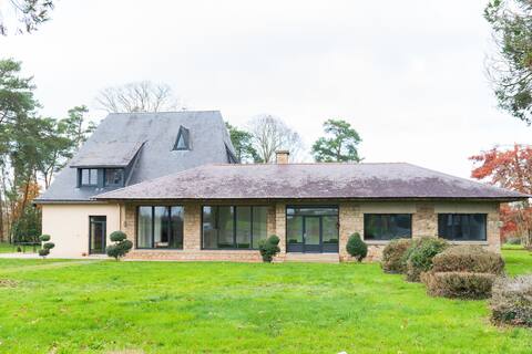 Maison de vacances à la campagne avec piscine.
