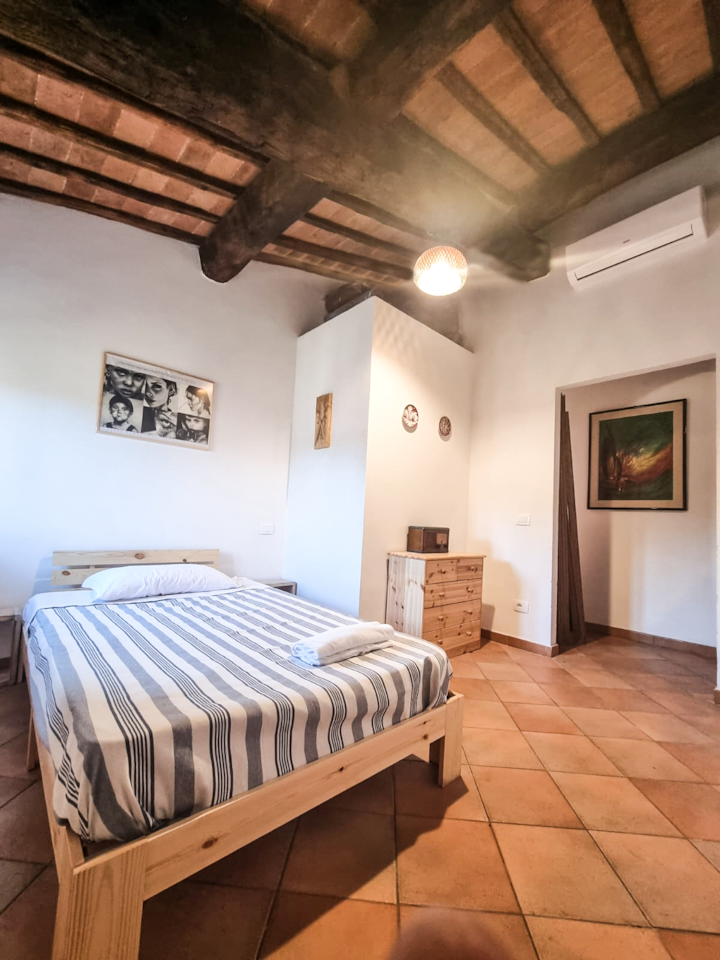 Изглед към синята спалня
Единично легло