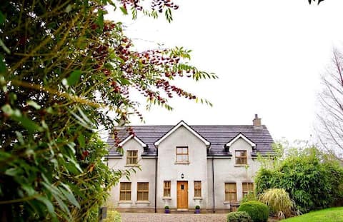 Bellisle House, Causeway Coast - Sleeps 16