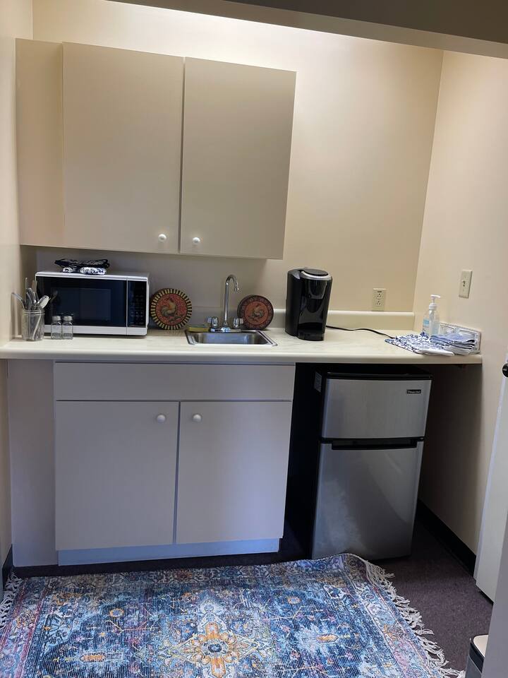 Private Middlebury Cozy One Bedroom With Kitchen. - Middlebury, VT