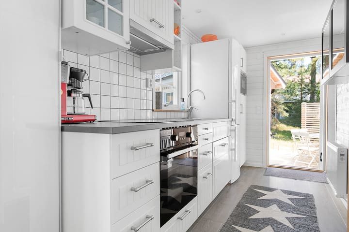 Beach cottage, 200 meters from Äspet, Åhus beach