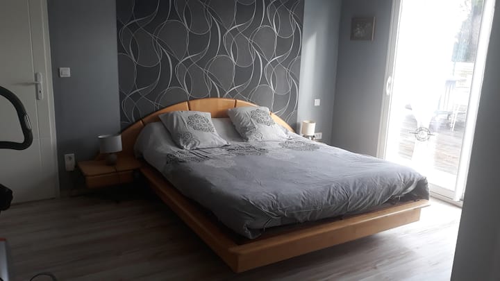 غرفة النوم 2