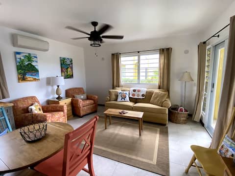 Charming One BR Villa on Dickenson Bay