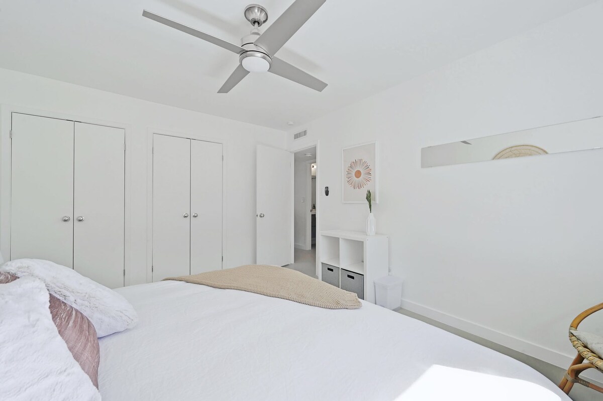Modern Retreat / Free parking / close to DT & SoCo
