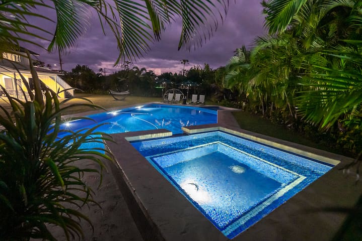 Beautiful 5-Bed Beach House with Resort-Style Pool