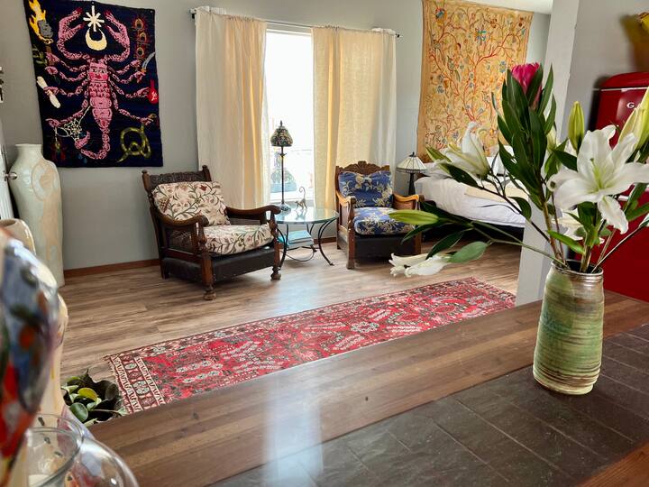 Sculpture garden international artist home Casita Houses for Rent in