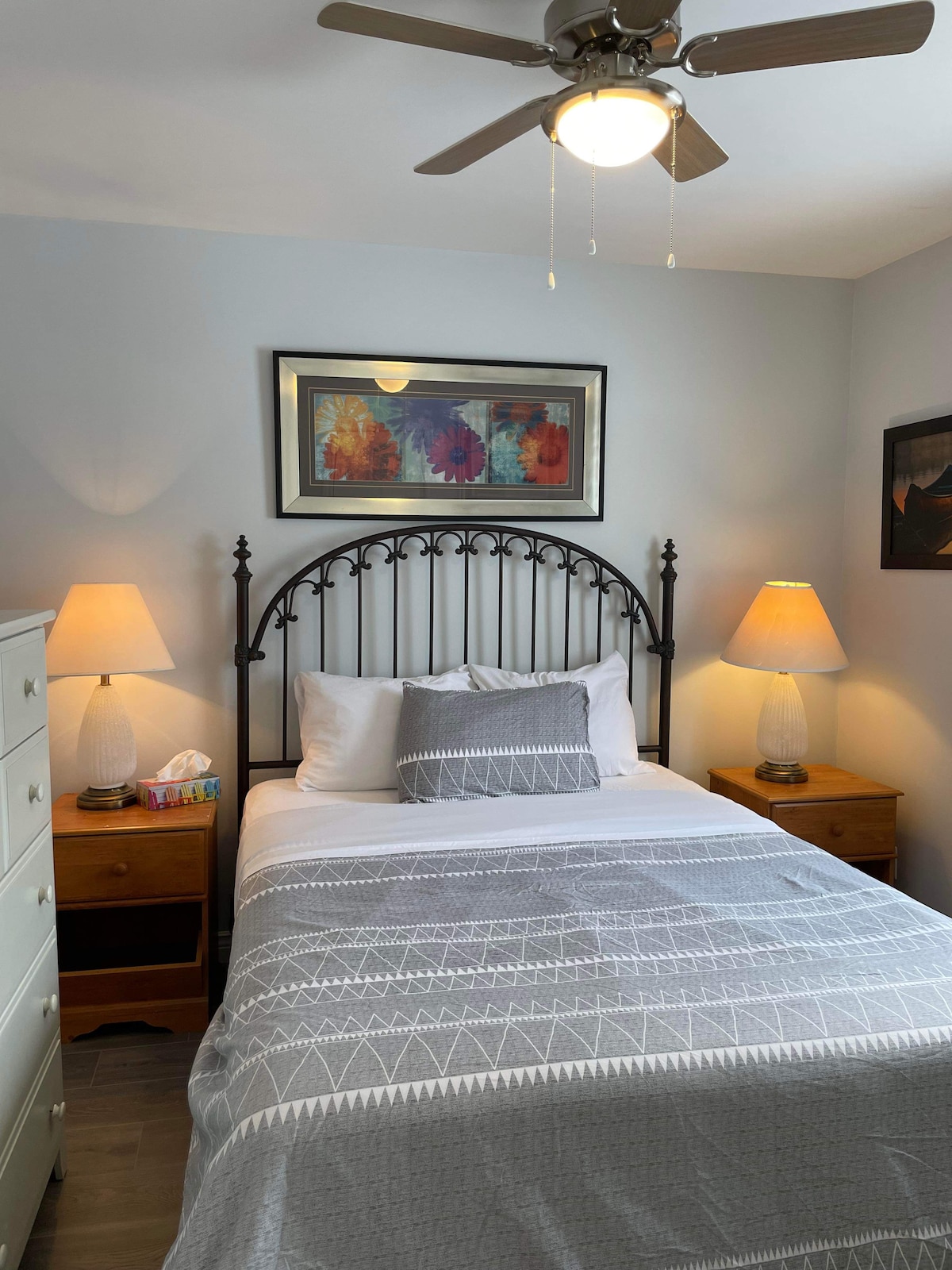 Chumba cha kulala 1 na Kitanda cha ukubwa wa malkia