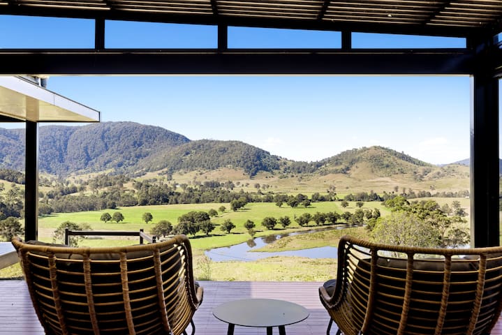 Riverdance at Conondale – no cleaning/service fee!