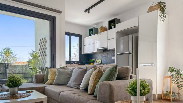 * * Paradise Green In Central Kyrenia * * - Girne