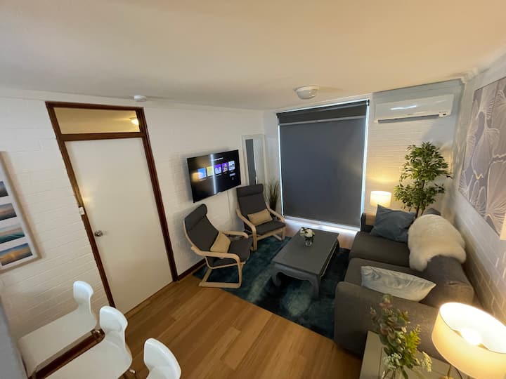 Seraphim Hideaway - Your Base In Freo! - Perth