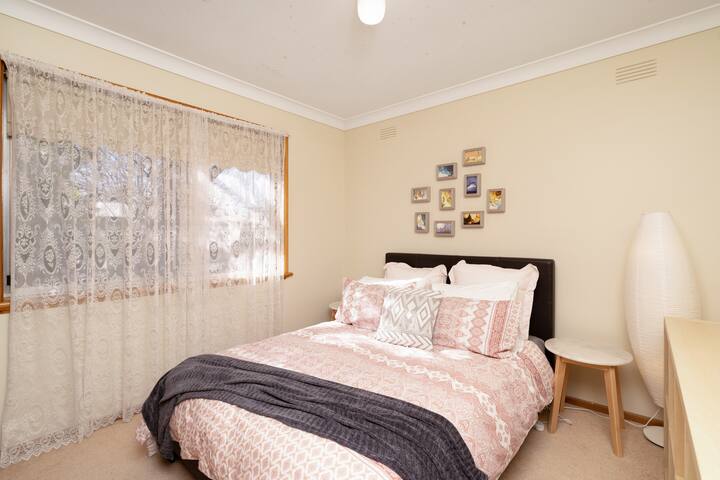 Derde slaapkamer, tweepersoonsbed