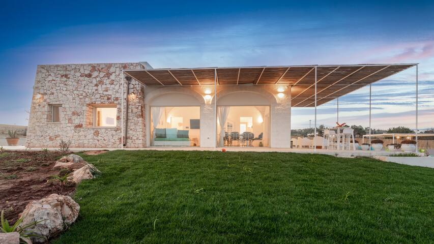 Villa Gialonia 8+2, Emma Villas