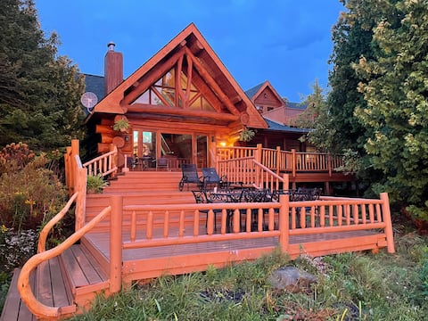Wishbone Retreat Waterfront Log Home.