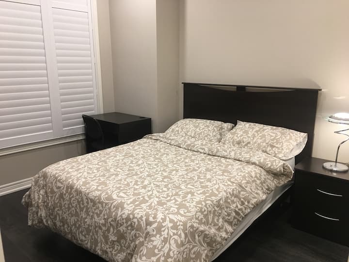 Oakville Vacation Rentals & Homes Ontario, Canada Airbnb