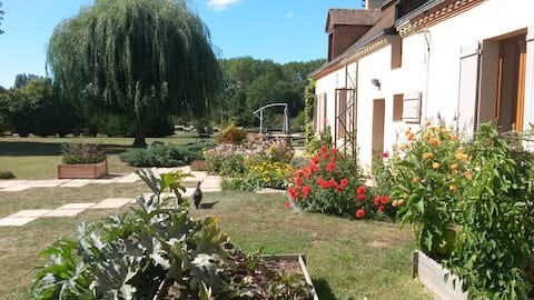 Near the Circuit de Le Mans, 2 quiet guest rooms