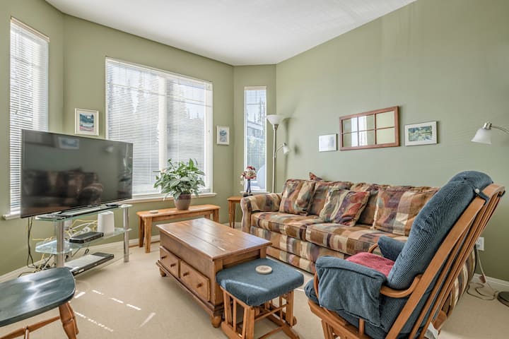 Guarida con una puerta que se cierra por espacio adicional - Sofá cama tamaño queen