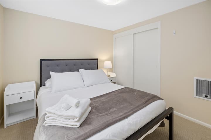 Bedroom #2 | Full Bed