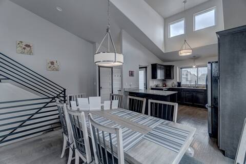 Executive Golf Club Red Rocks Home, Locally Owned!