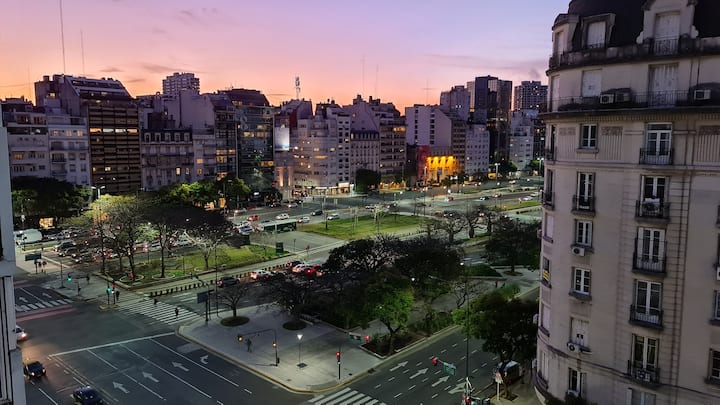 Two-room apartment in Retiro with balcony and city view