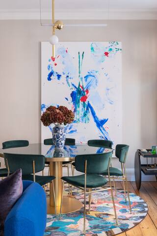 Maison Blooms-Luxe Stay By Soho gallery image 3