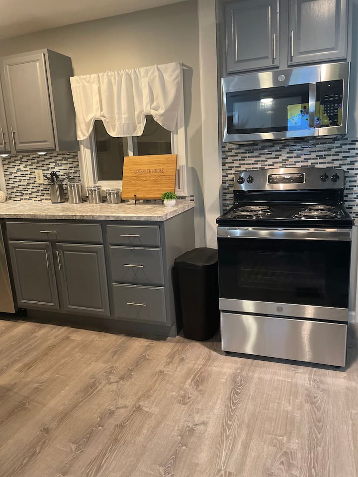 10 Best Airbnb Vacation Rentals In Sylvan Beach, New York Updated