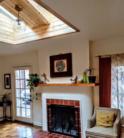 Central home with cowboy pool gallery image 2