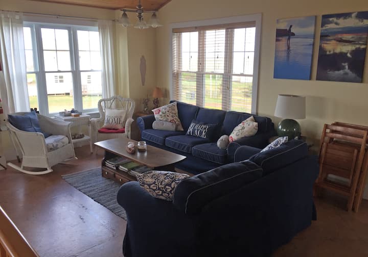 Beach House At Thunder Cove On Pei's Best Beach - Prince Edward Island