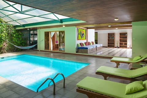 4BR Casa Peces Santa Ana, Indoor Pool & Sauna!