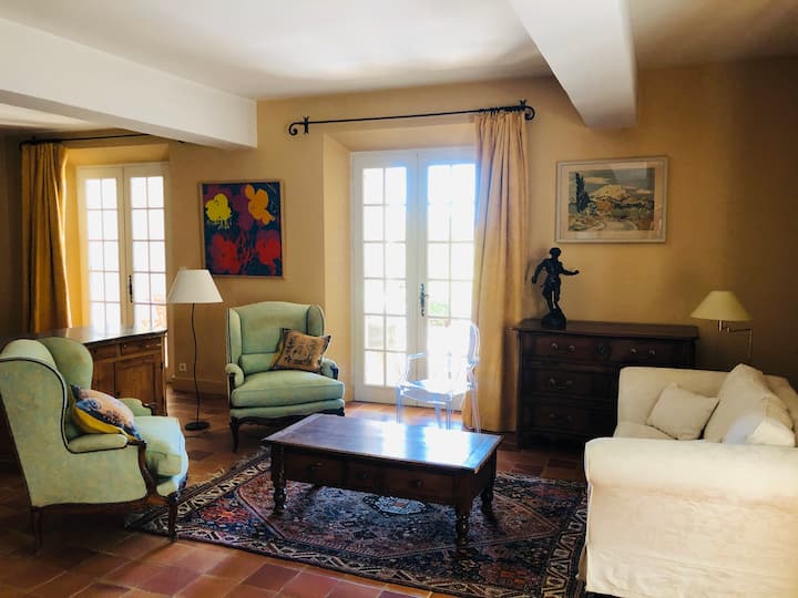 Magnifique Mas Au Cœur D'un Domaine Viticole - Orange