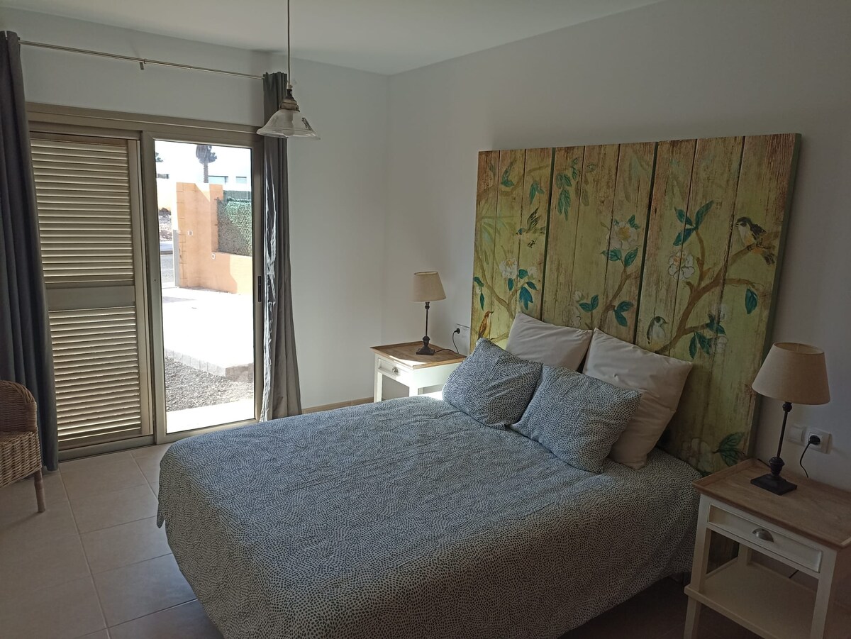 Მასტერ-საძინებელი, ორადგილიანი საწოლი