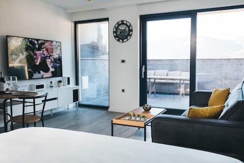 HelloSky Apartment
