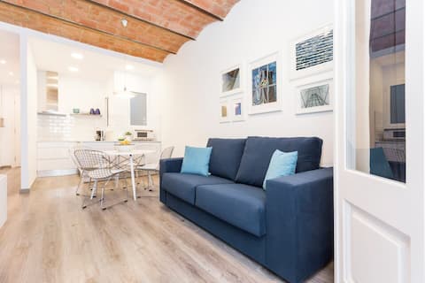 Airbnb con mejor rendimiento: Lovely Apartment in the City Center en L'antiga Esquerra De L'eixample