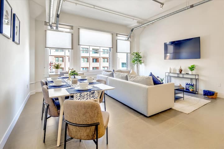 Chic 1br Dtla Condo W/ Rooftop Gym, Pool & Bbq Acc - Arts District - Los Angeles