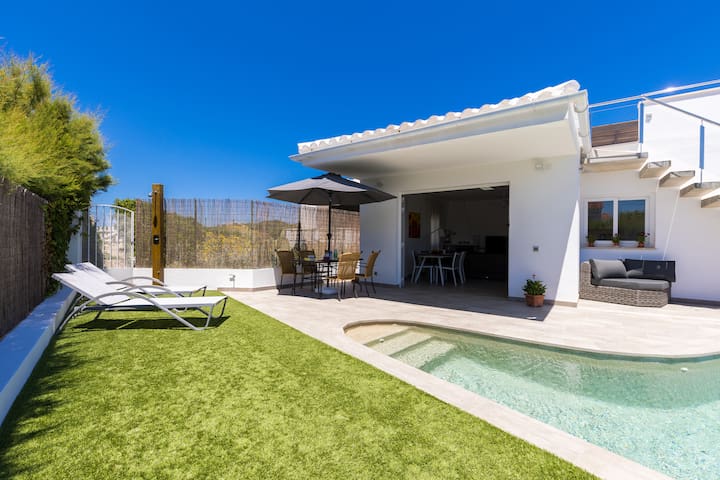 Barber Coll Properties Menorca managed Airbnb listing 3