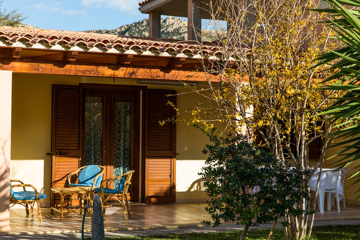 Belocations - Domu e Mari 200 meters from the sea - Houses for Rent in  Solanas, Sardegna, Italy - Airbnb