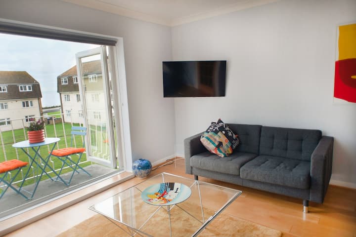 Serenity 
Sea View Duplex - Broadstairs