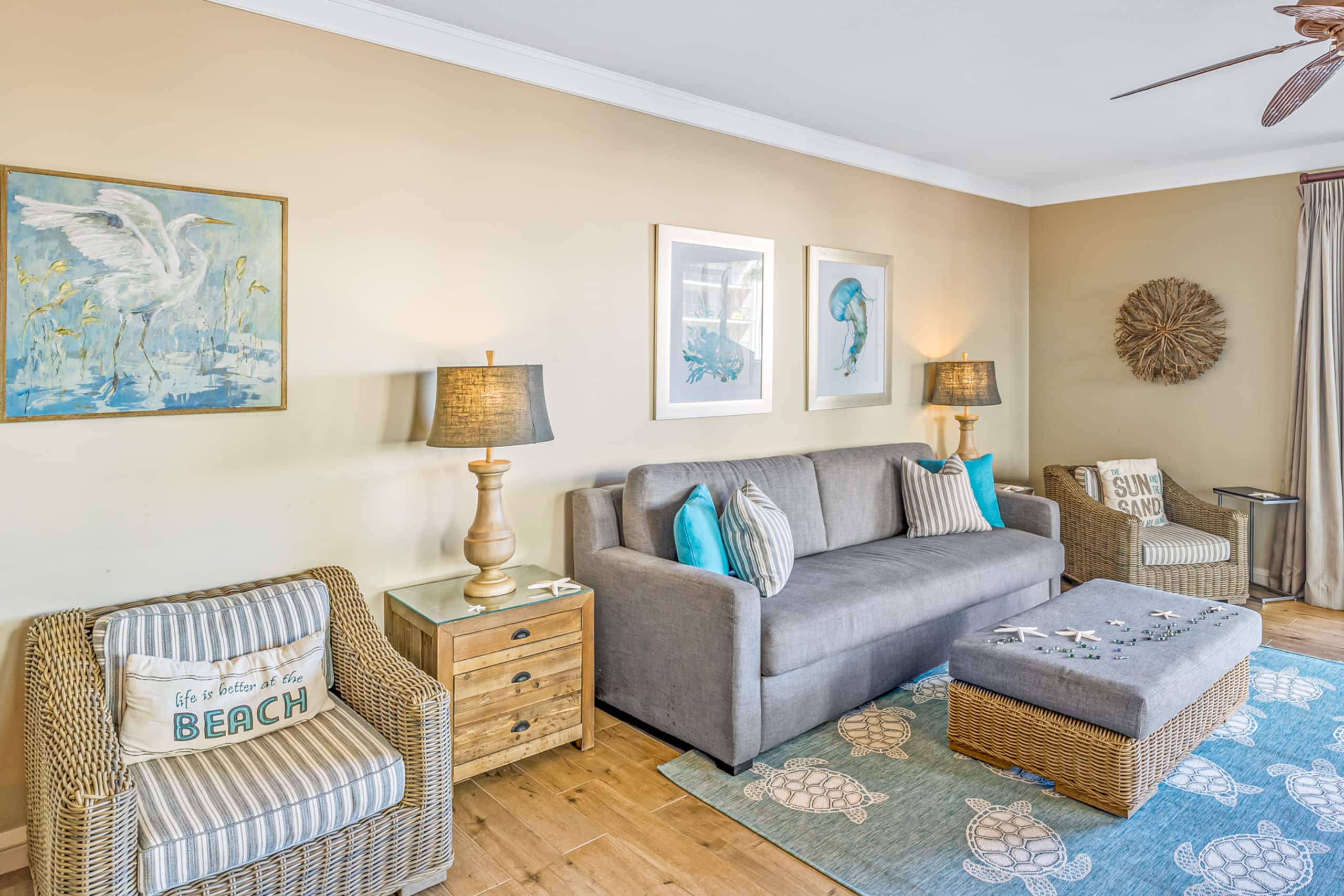 Condo in Lahaina · ★4.44 · 2 bedrooms · 3 beds · 2 baths - Image 3