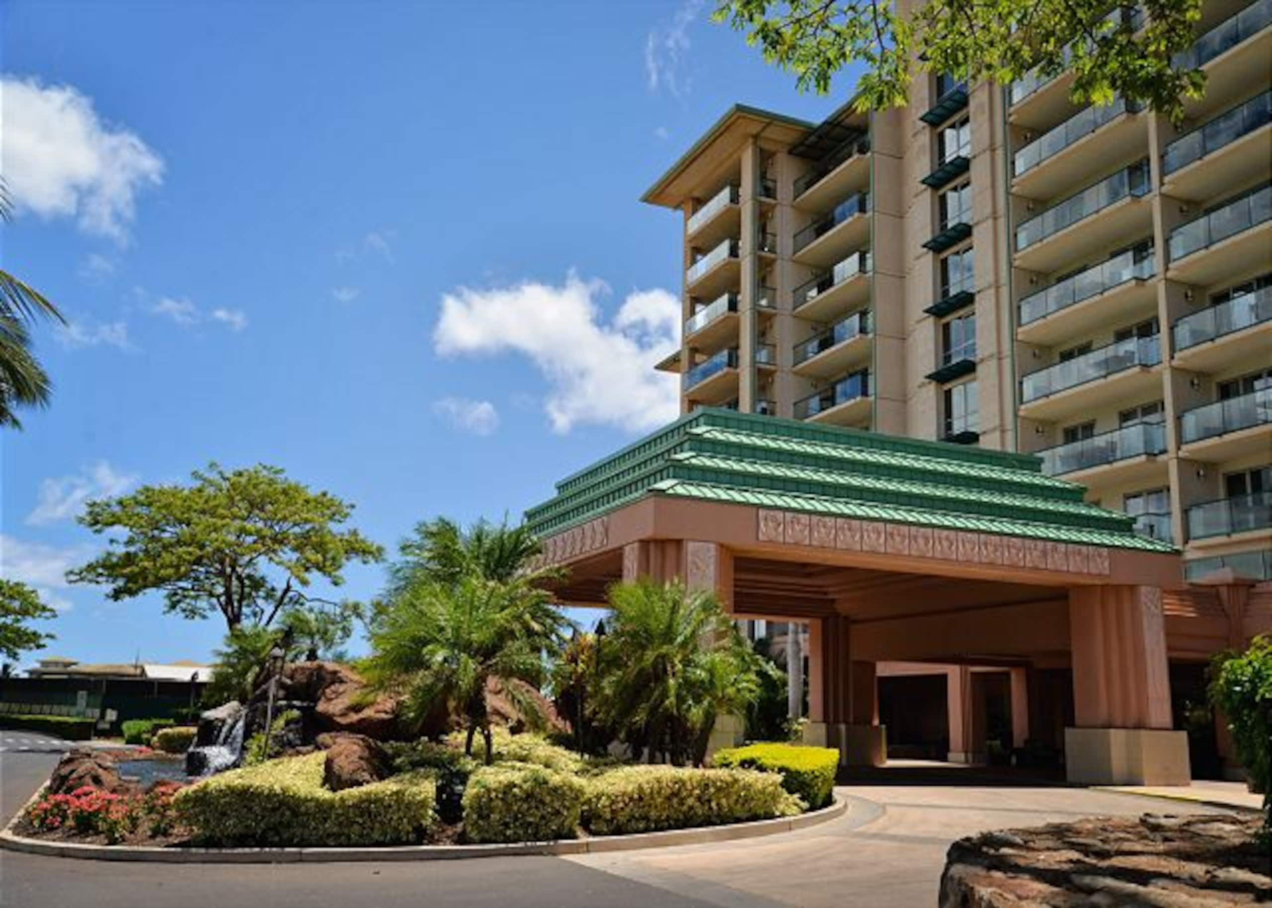 Condo in Lahaina · ★4.44 · 2 bedrooms · 3 beds · 2 baths - Image 27