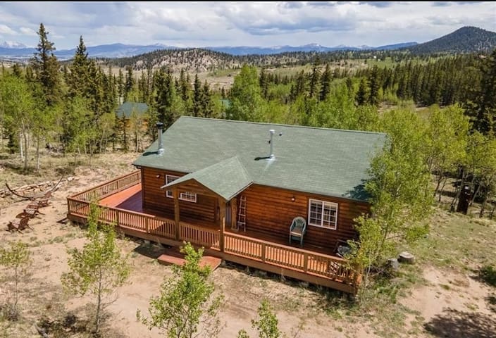 Fox Hole - Serene & Secluded Private Cabin Hot Tub