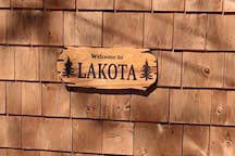 Welcome to Lakota! A Cozy 2 BR Cottage.